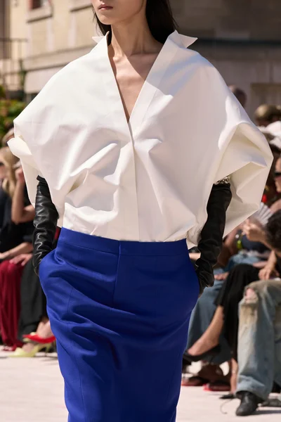 Look 144